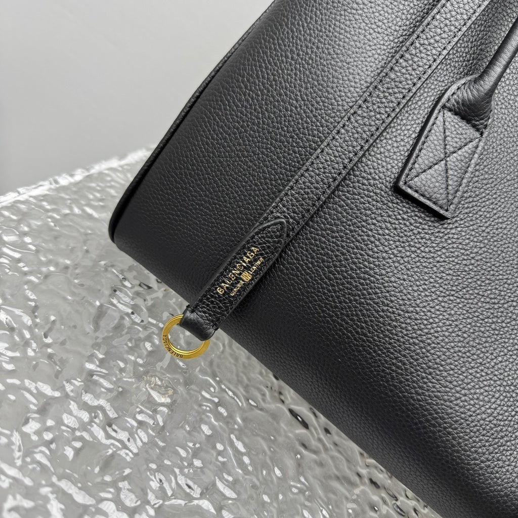 Balenciaga Carrie Carry All Handbag