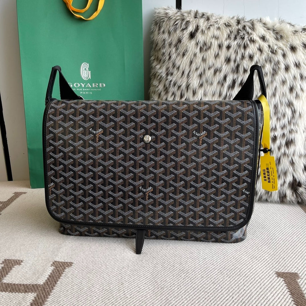 Goyard Capetien Shoulder Document Bag