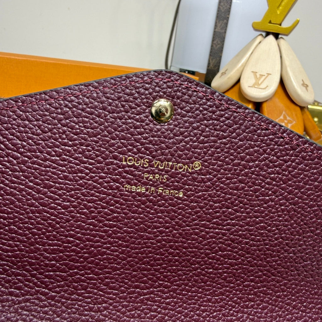 Louis Vuitton Sarah Wallet