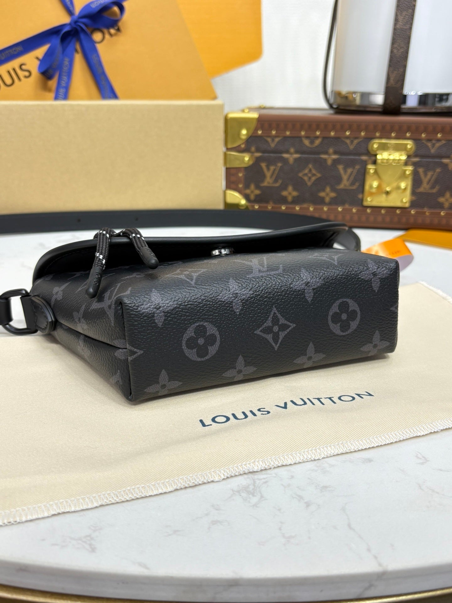 Louis Vuitton Pulse Mini Handbag