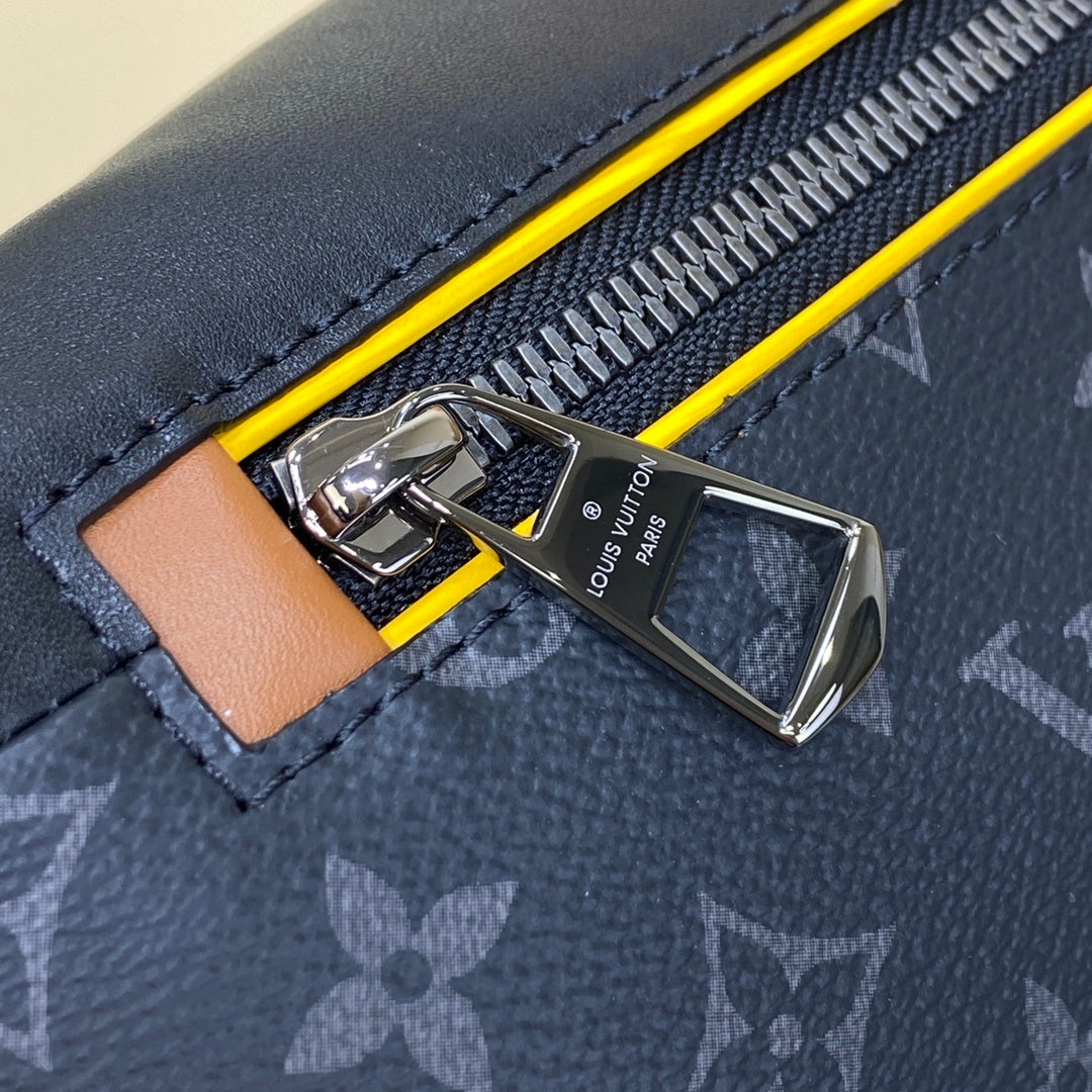 Louis Vuitton Discovery Bumbag (Gaston Labels)