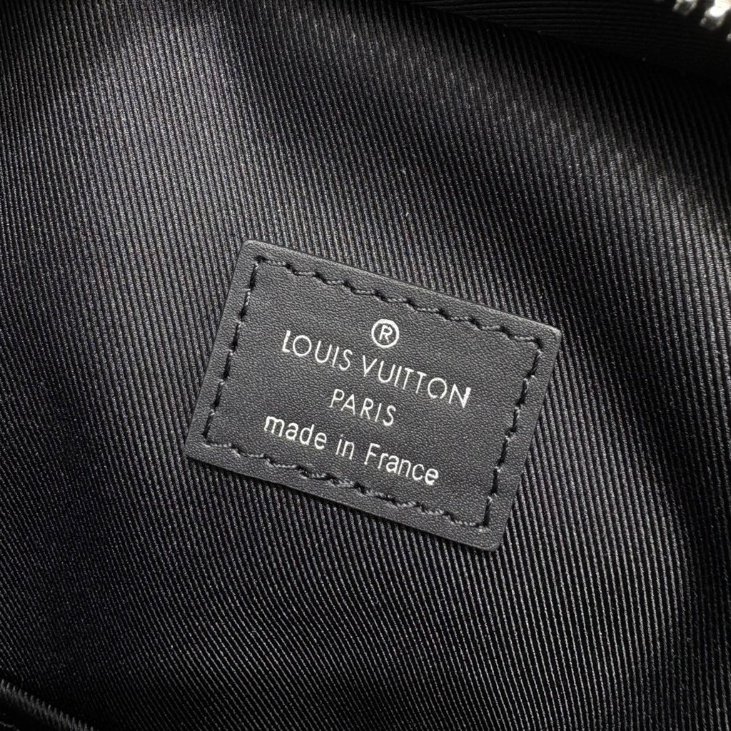 Louis Vuitton Avenue NM Sling Bag