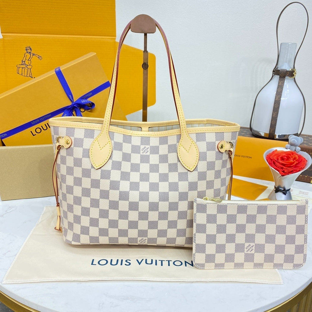 Louis Vuitton Neverfull Handbag Small