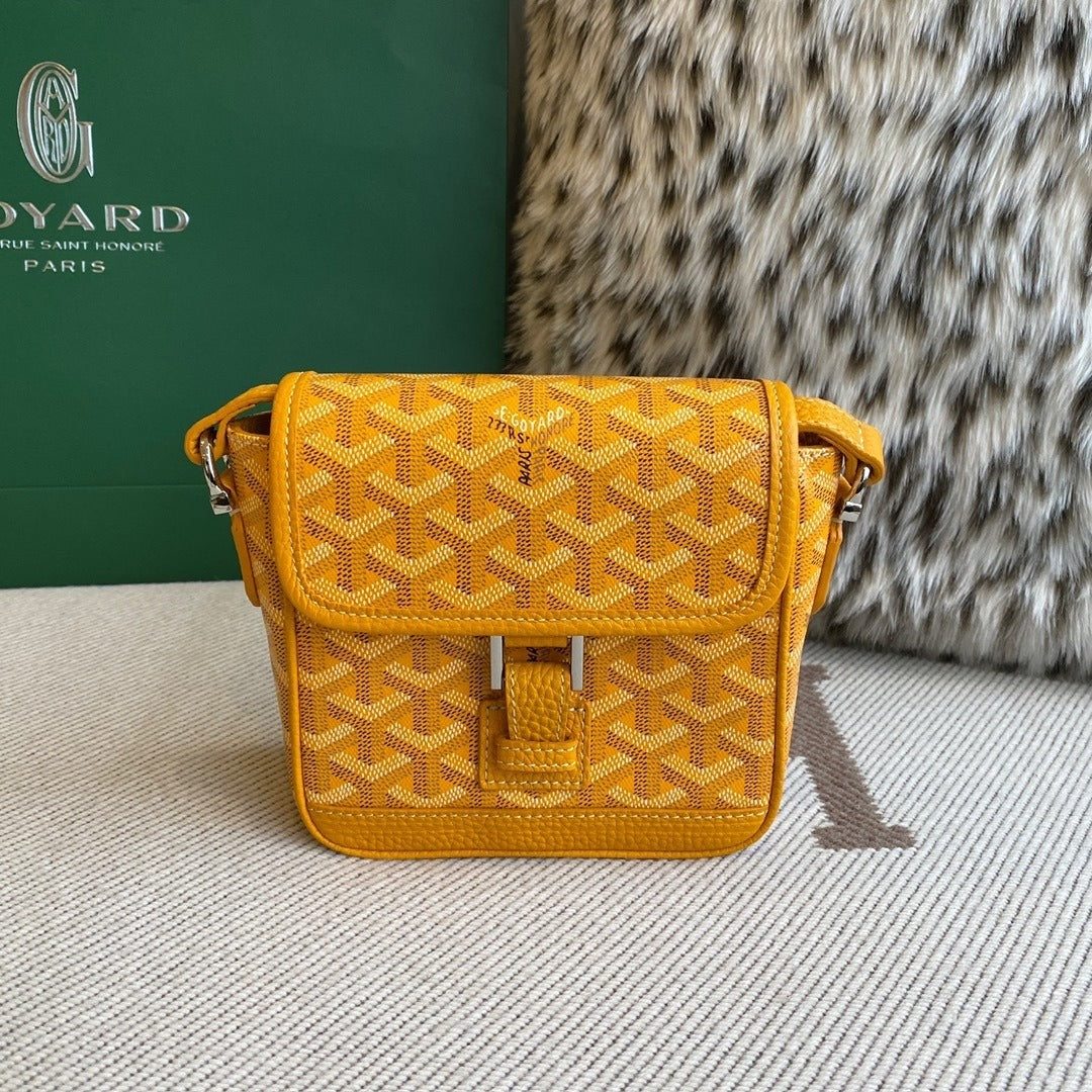 Goyard Beluga Mini Crossbody Bag (Limited Edition)