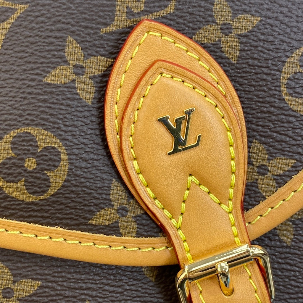 Louis Vuitton Bel Air Messenger Bag