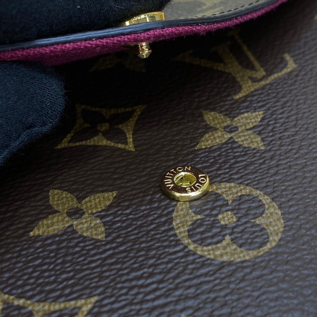 Louis Vuitton Pochette Félicie Handbag
