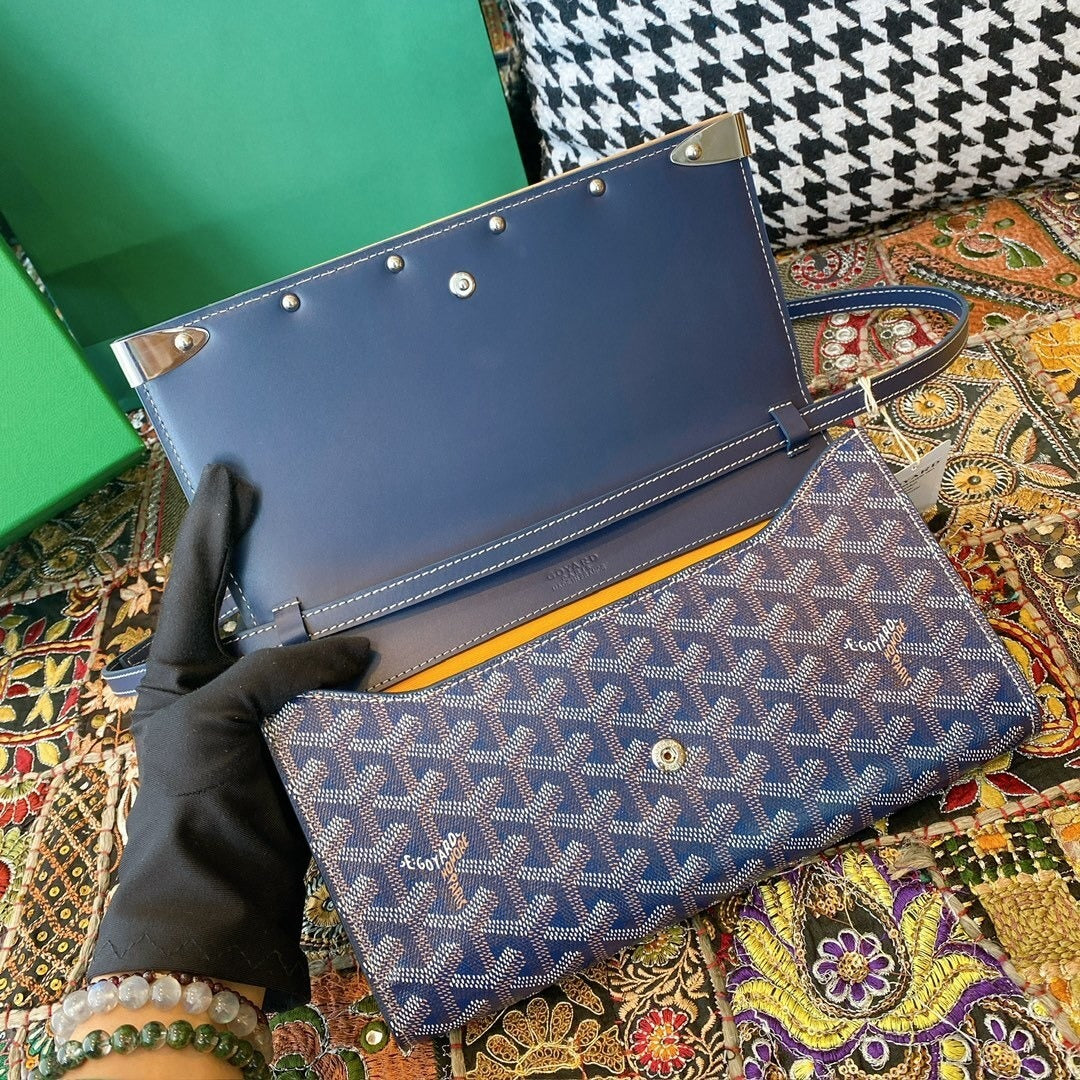 Goyard Monte-Carlo Crossbody / Clutch
