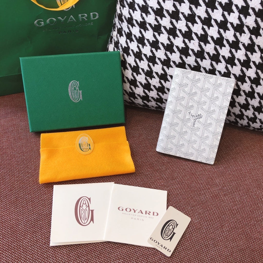 Goyard Passport Holder