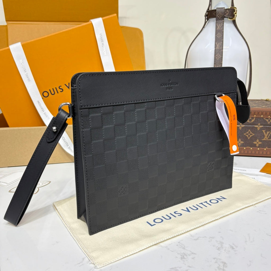 Louis Vuitton Standing Pouch