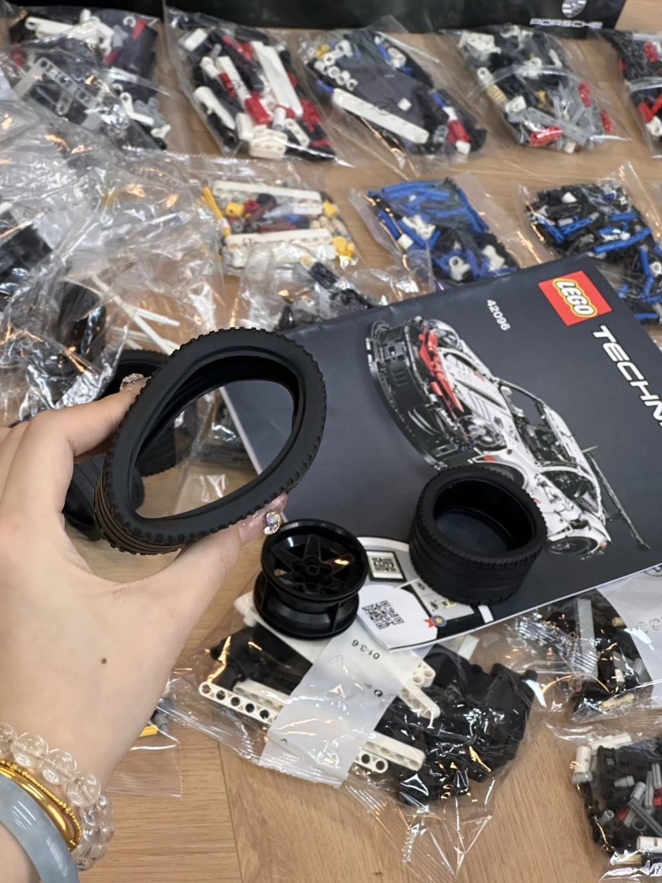 LEGO Technic Porsche 911 RSR Brix