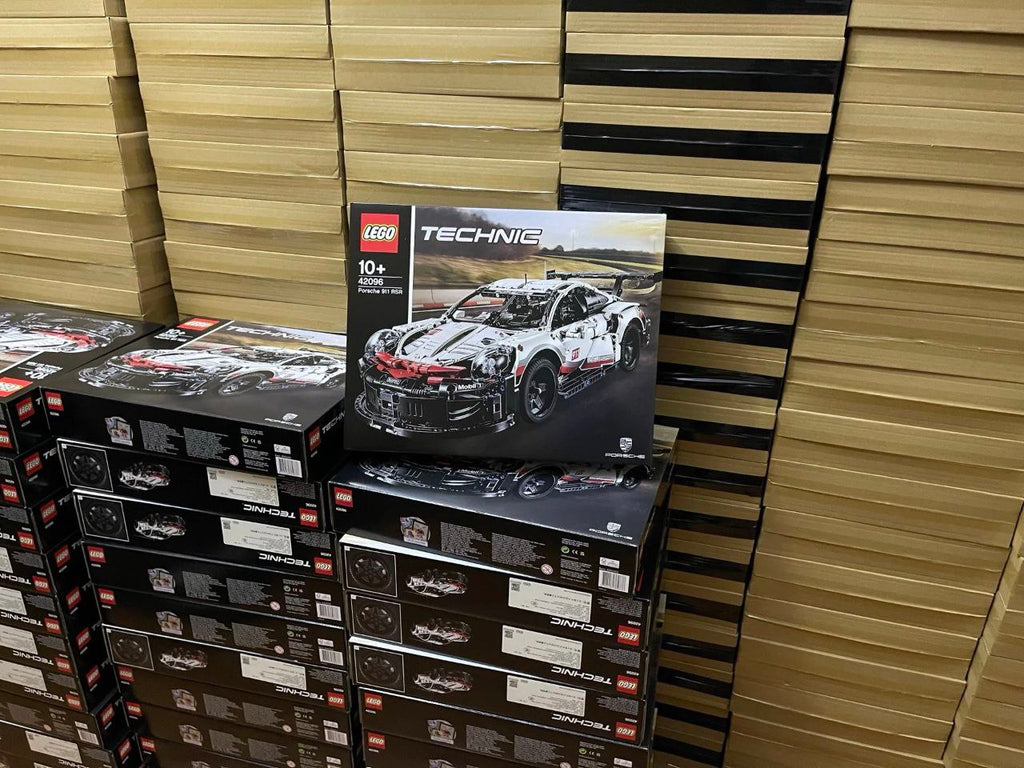 LEGO Technic Porsche 911 RSR Brix