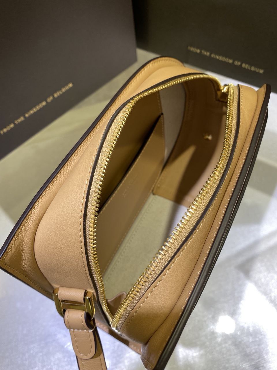 Devlaux Pin Crossbody Bag