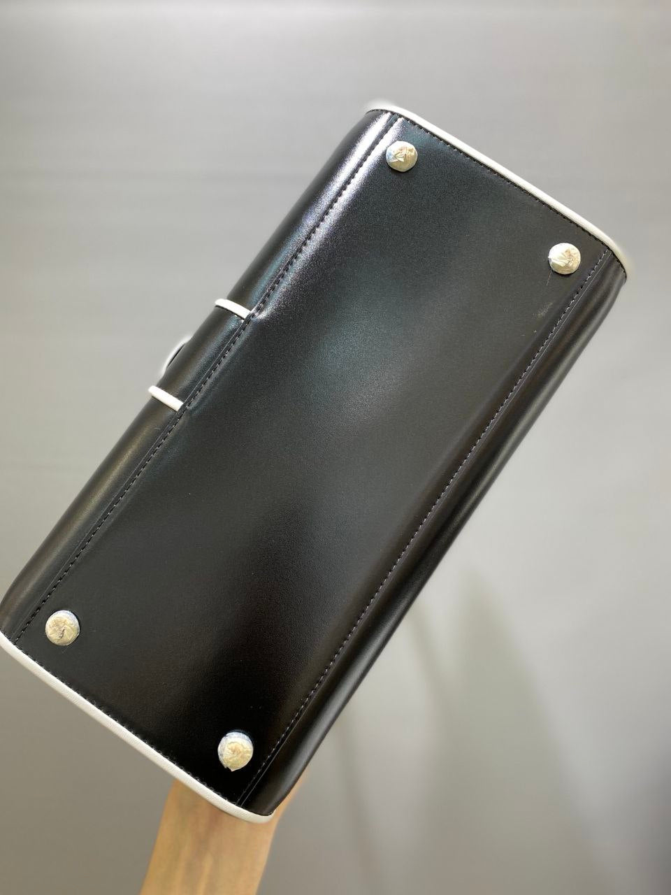 Devlaux Brilliant Illusion Handbag