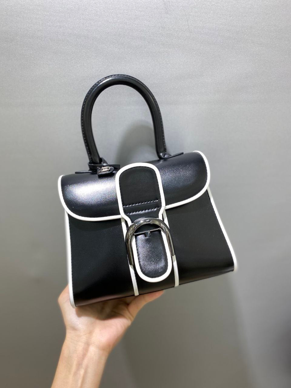 Devlaux Brilliant Illusion Handbag