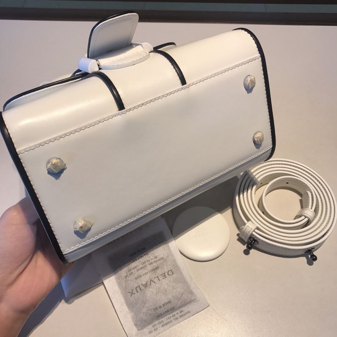 Devlaux Brilliant Illusion Handbag