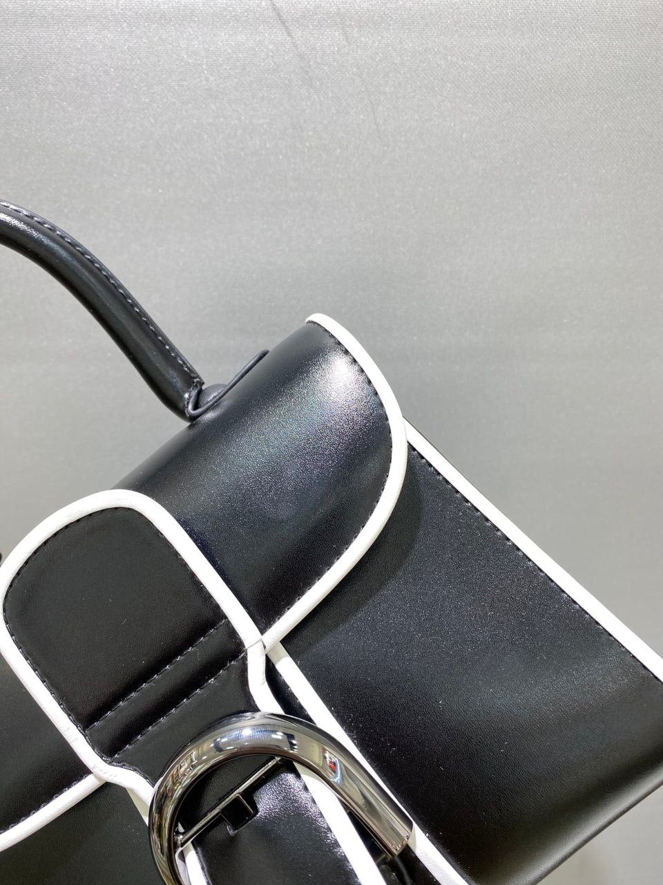 Devlaux Brilliant Illusion Handbag