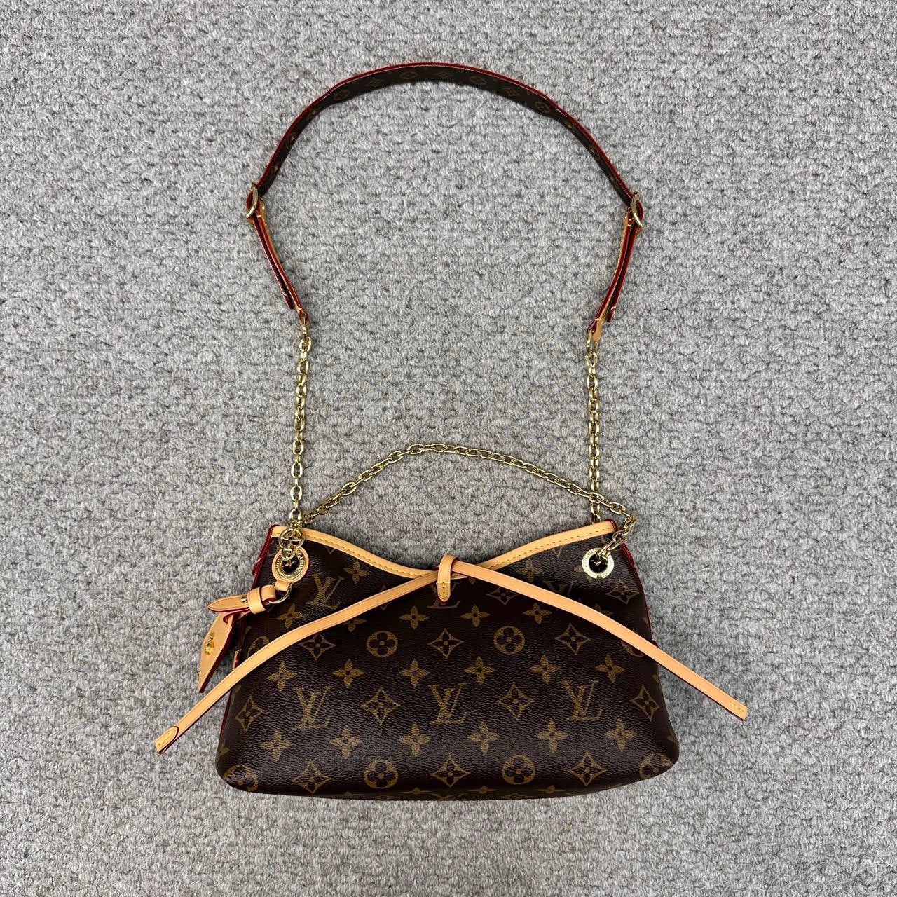 Louis Vuitton Carryall BB Handbag