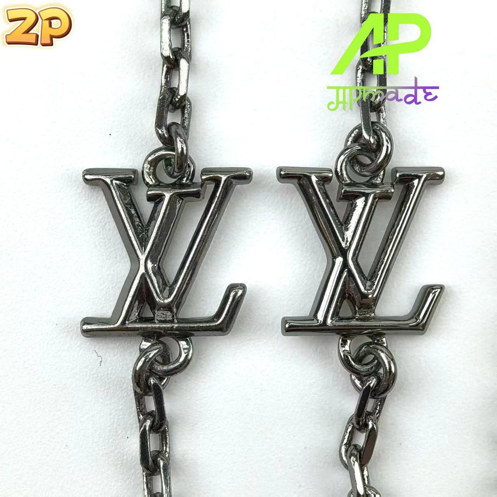 Louis Vuitton Flower Necklace