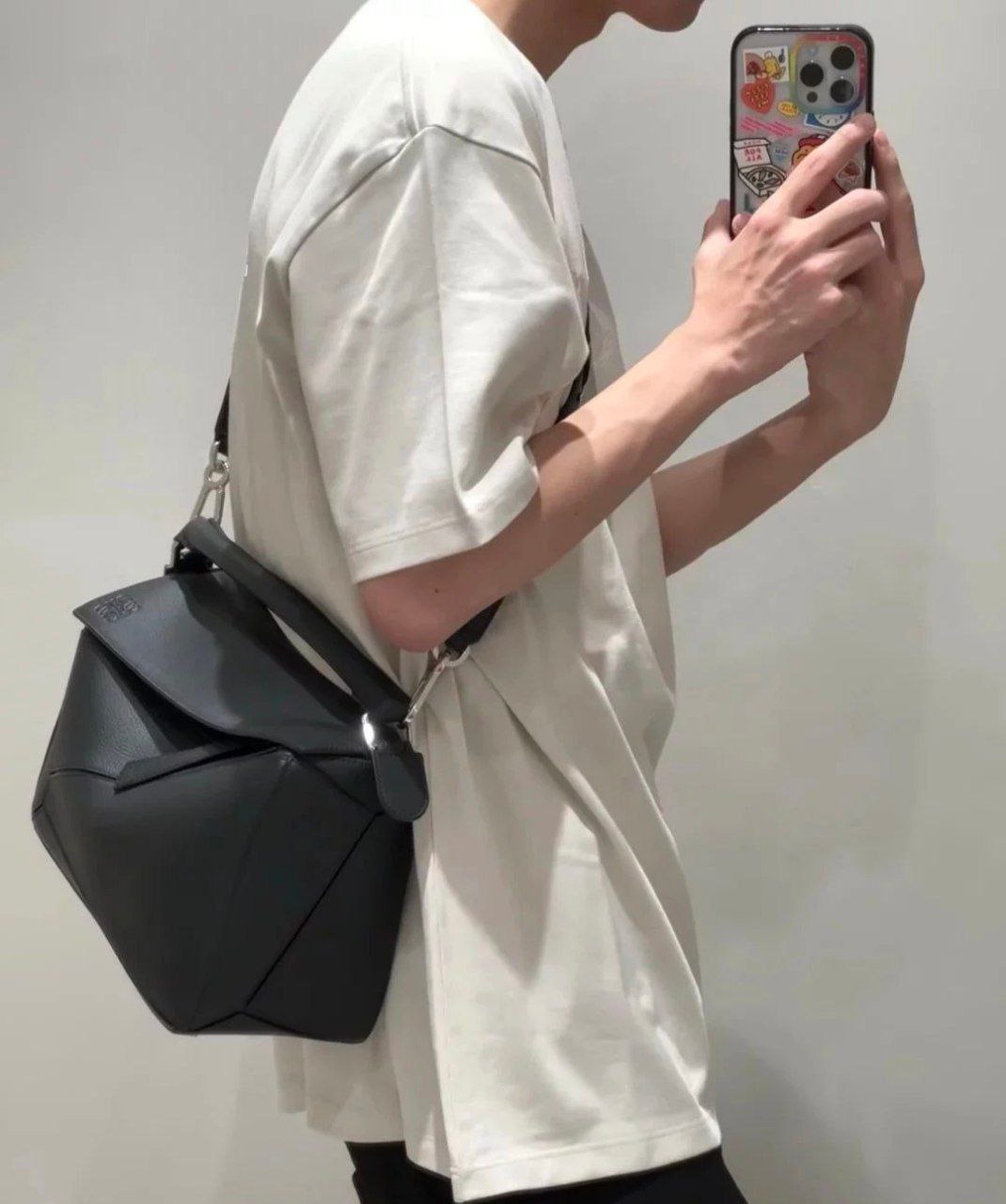 Loewe Puzzle Bag (Medium)