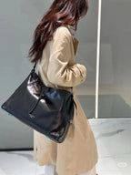 Louis Vuitton CarryAll Vibe MM (Medium)