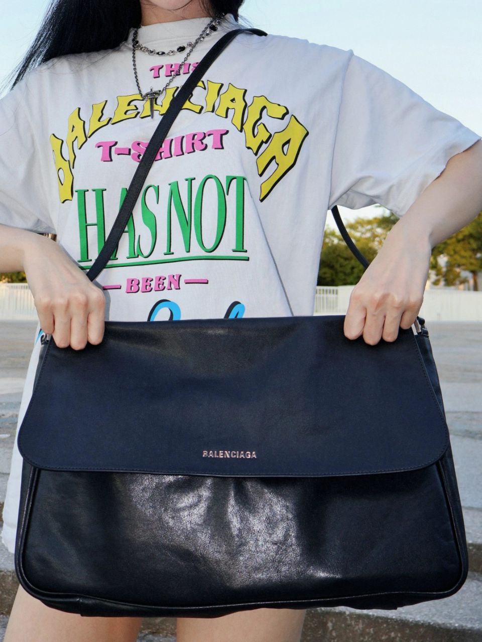 Balenciaga Grungy Leather Shoulder Bag