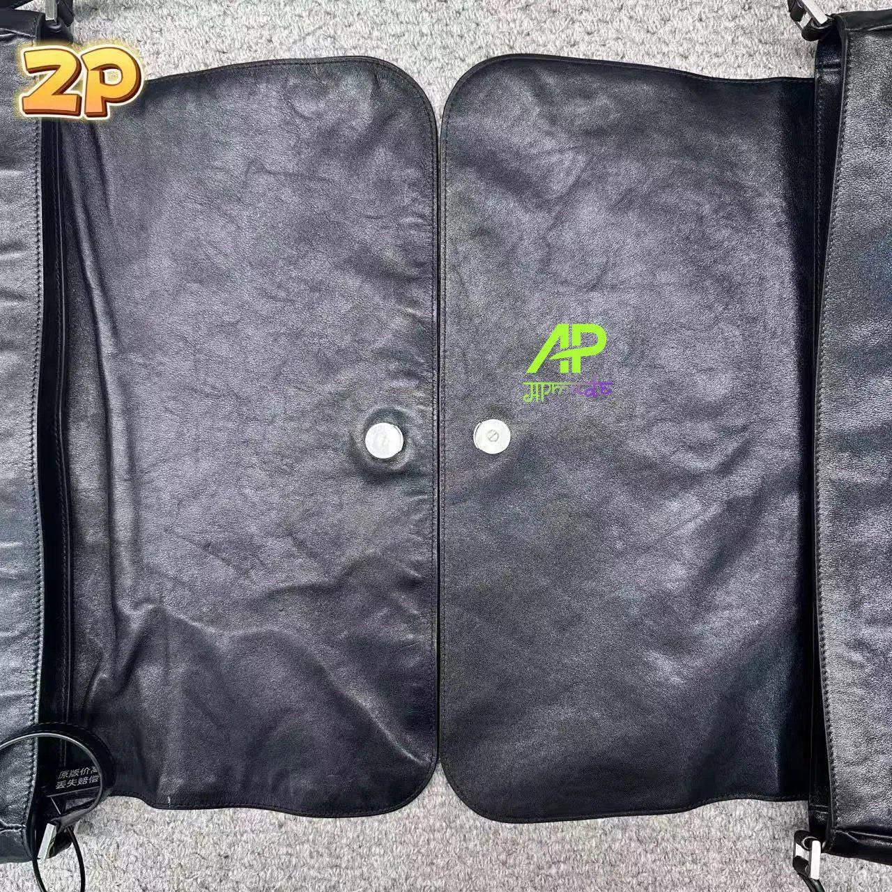 Balenciaga Grungy Leather Shoulder Bag