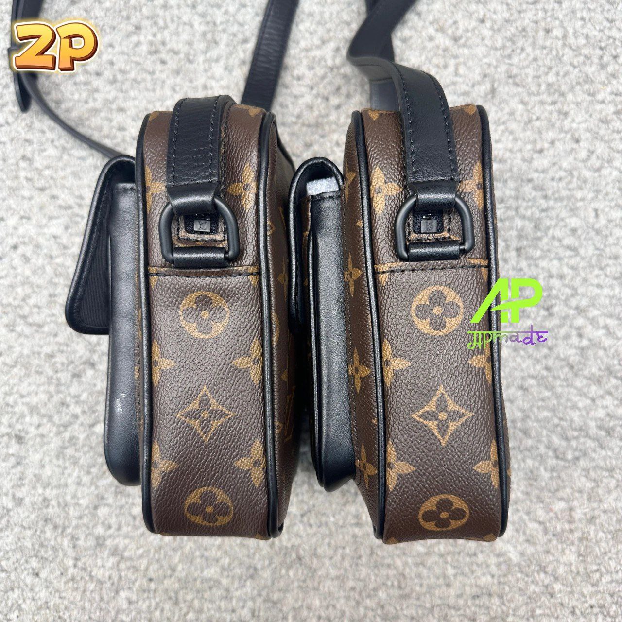 Louis Vuitton Christopher Wearable Wallet