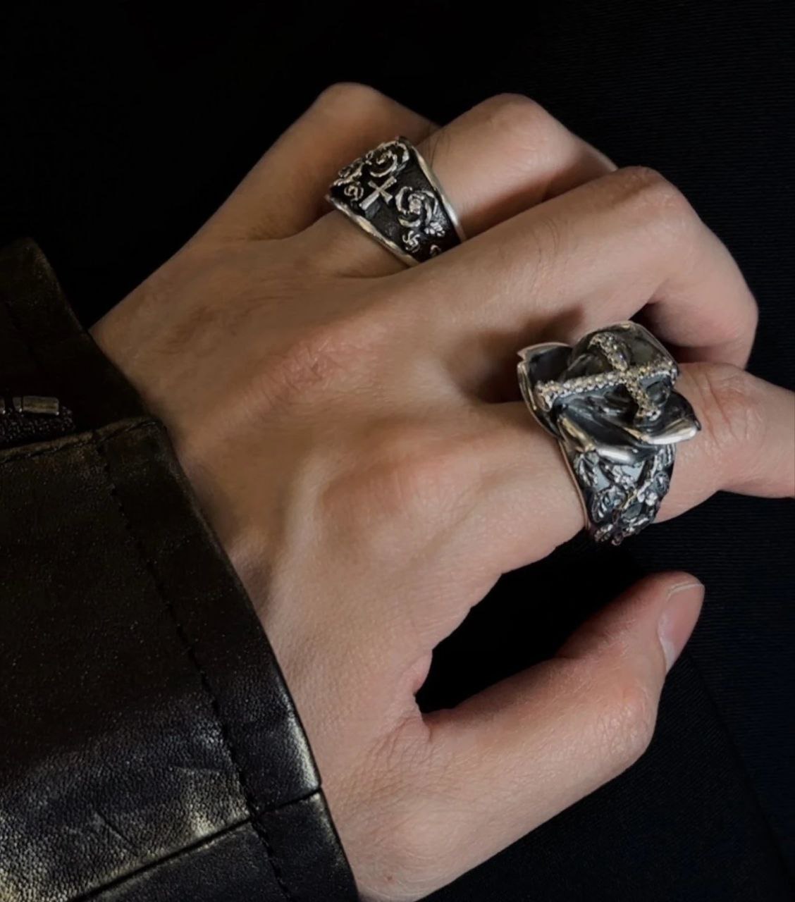 Yohji Yamamoto Gothic Cross Ring (Silver-Plated)