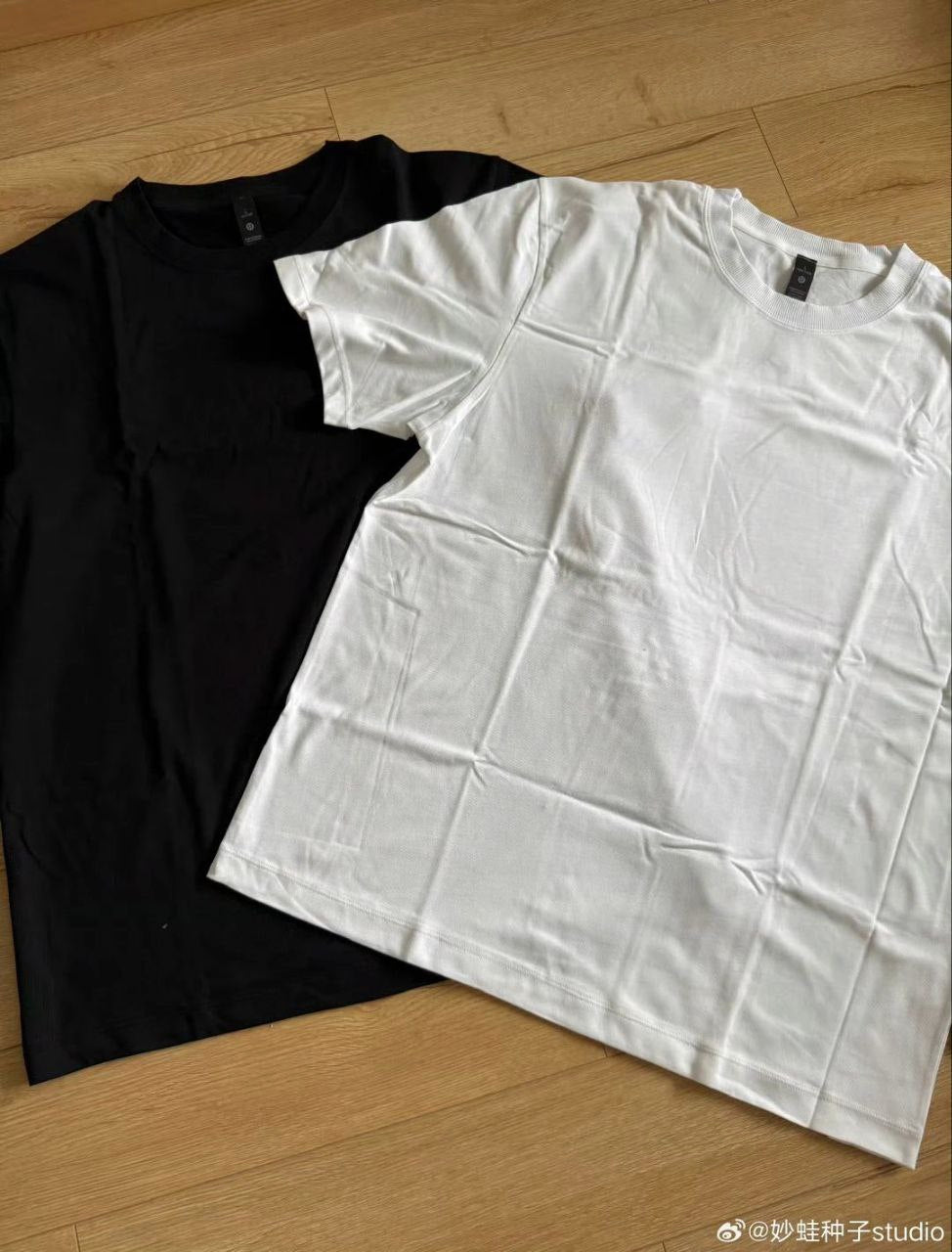 Lululemon T-Shirt