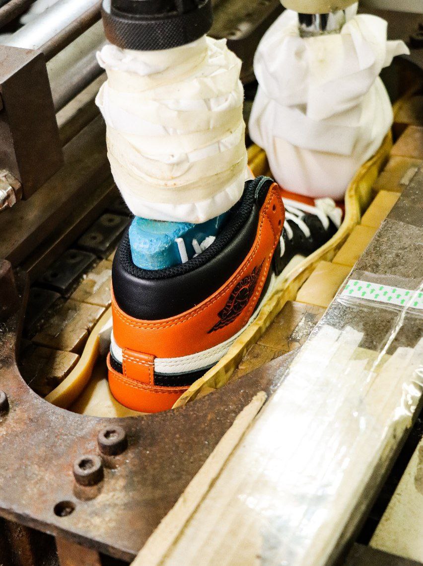 Air Jordan 1 Retro High OG Shattered Backboard 2025