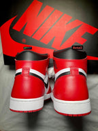 Air Jordan 1 Retro High OG Chicago (2015)