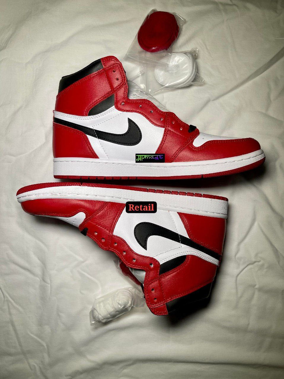 Air Jordan 1 Retro High OG Chicago (2015)