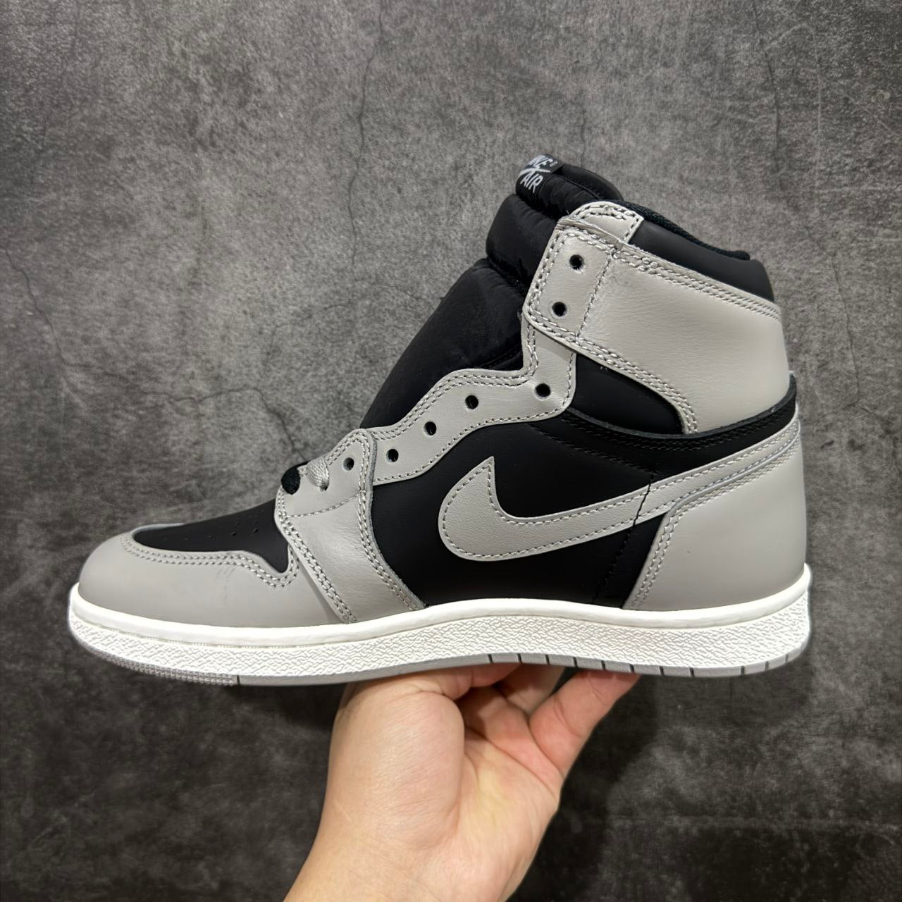 Air Jordan 1 Retro High OG Shadow / Shadow Reimagined