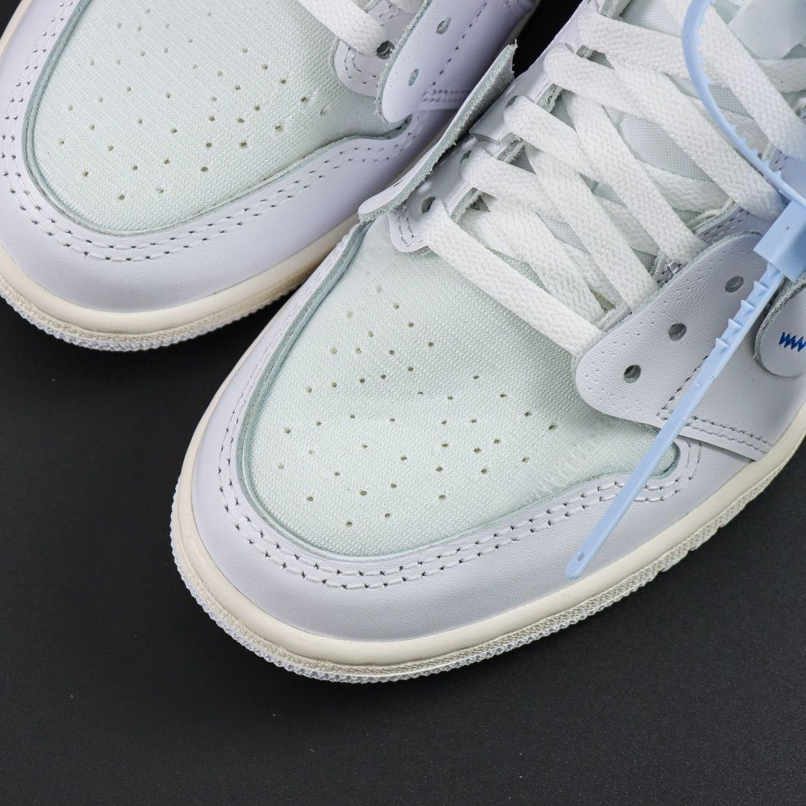 Air Jordan 1 Retro High Off-White Euro