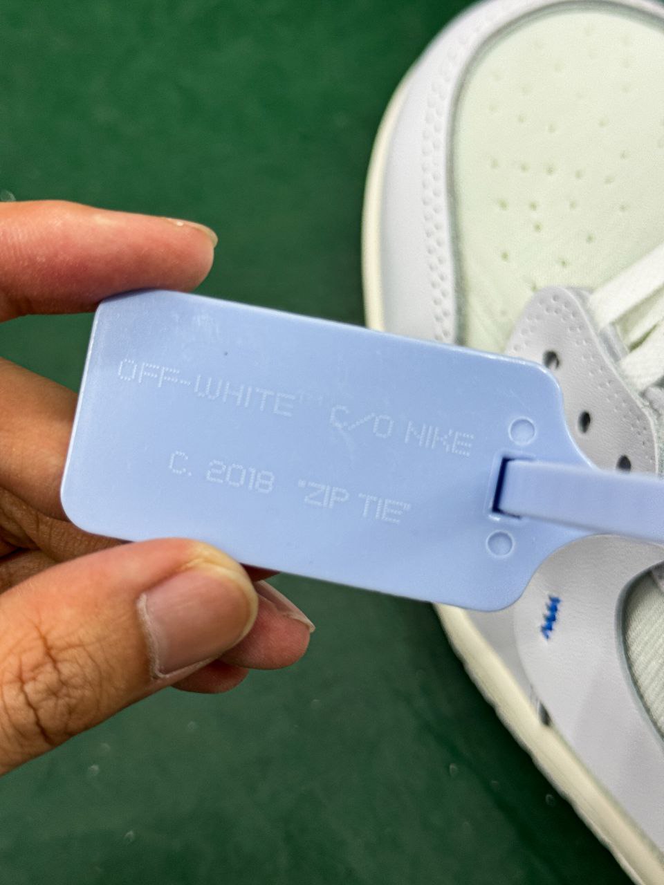 Air Jordan 1 Retro High Off-White Euro