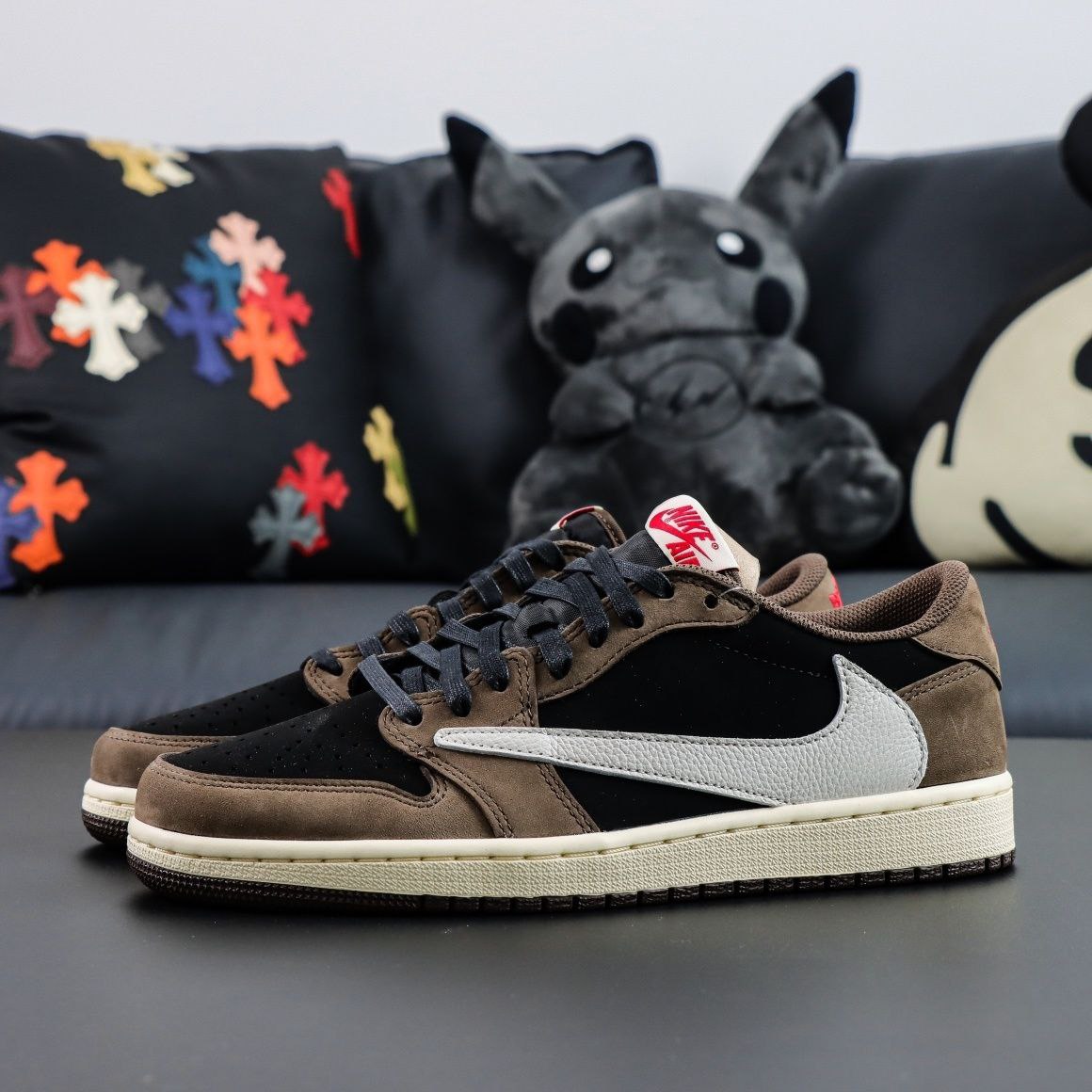 Air Jordan 1 Retro Low OG SP Travis Scott Mocha