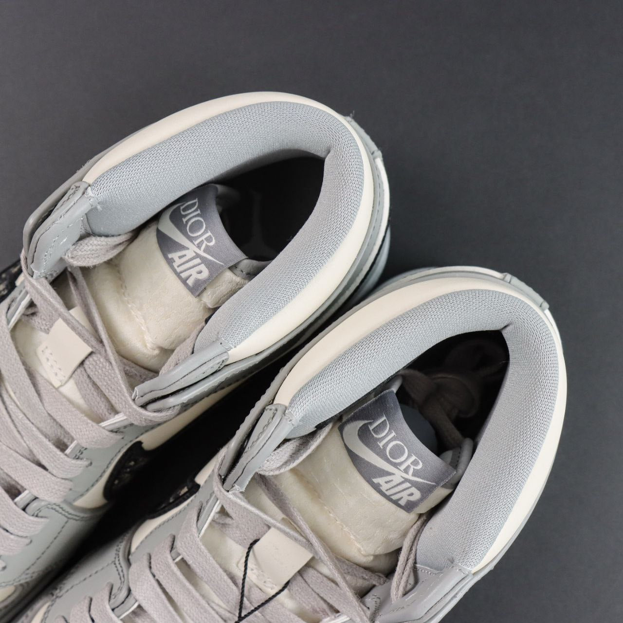 Air Jordan 1 Retro High Dior