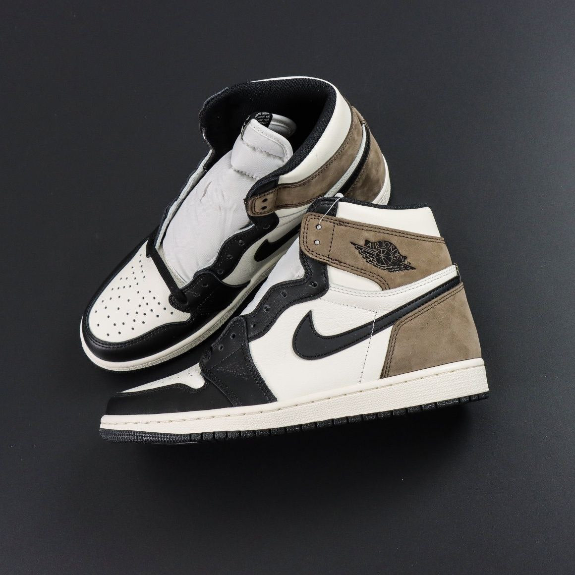 Air Jordan 1 Retro High Dark Mocha