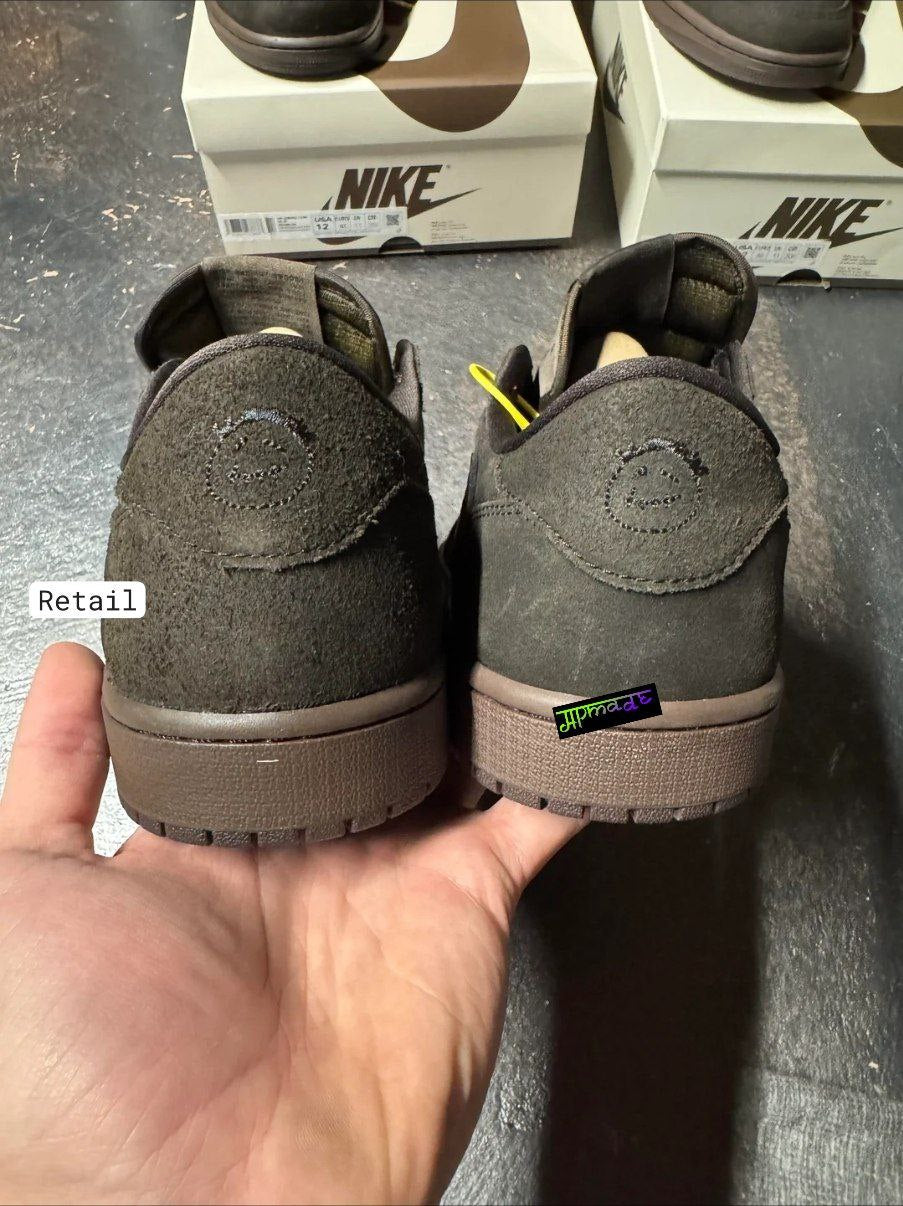 Jordan 1 Retro Low OG SP Travis Scott Velvet Brown