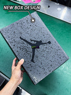 Air Jordan 4 Retro Black Cat 2025