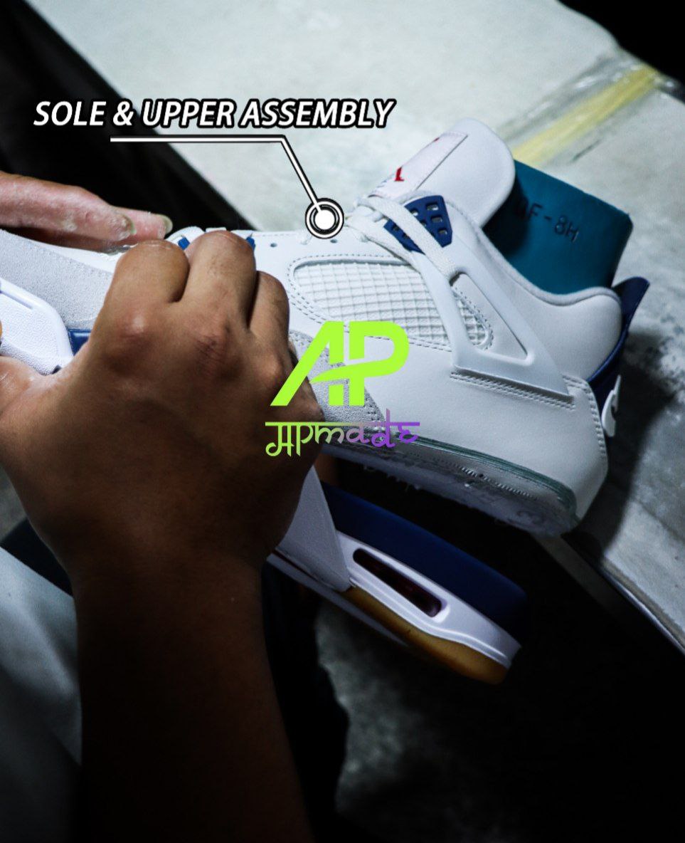 Air Jordan 4 Retro SB Navy