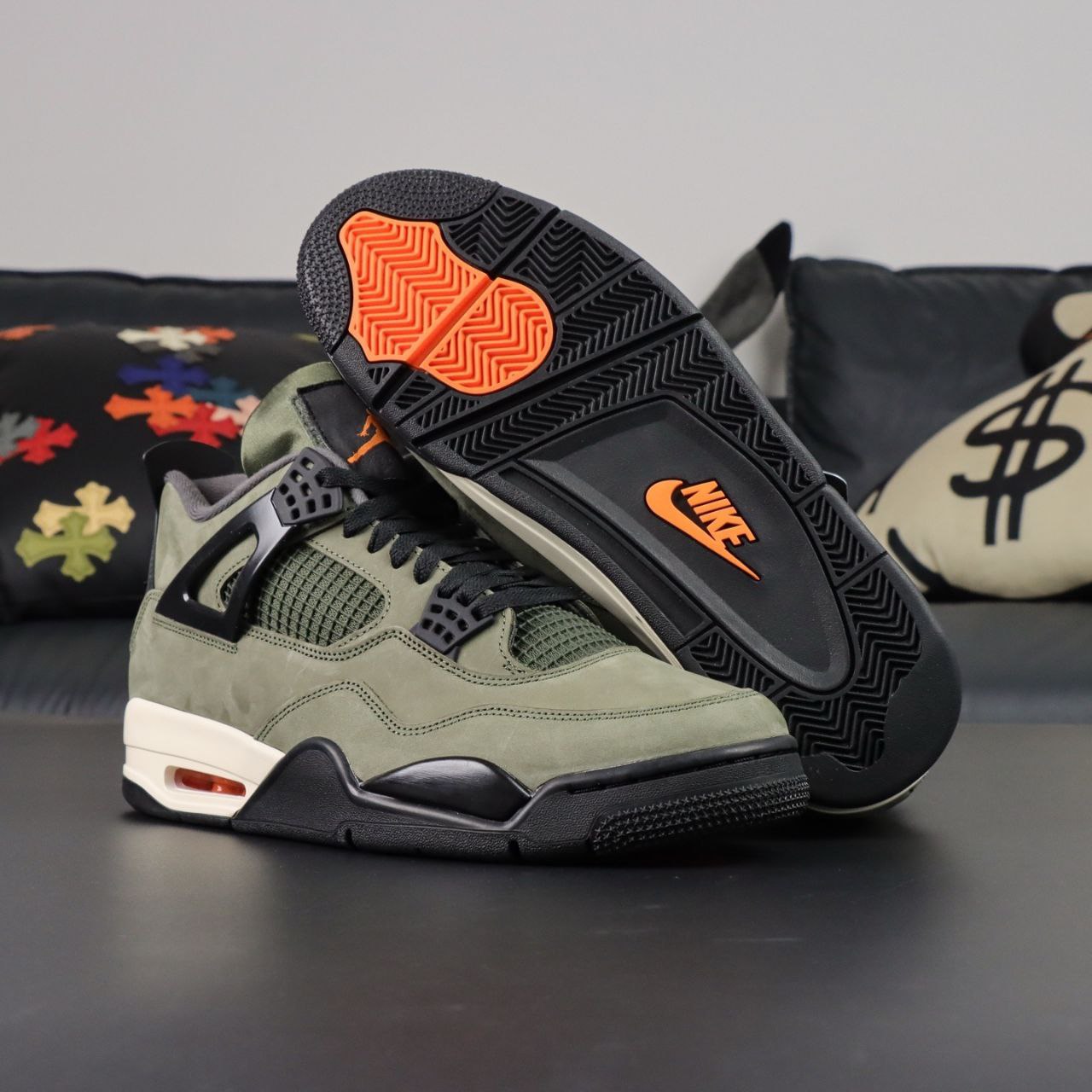 Jordan 4 Retro OG SP Undefeated (2025)