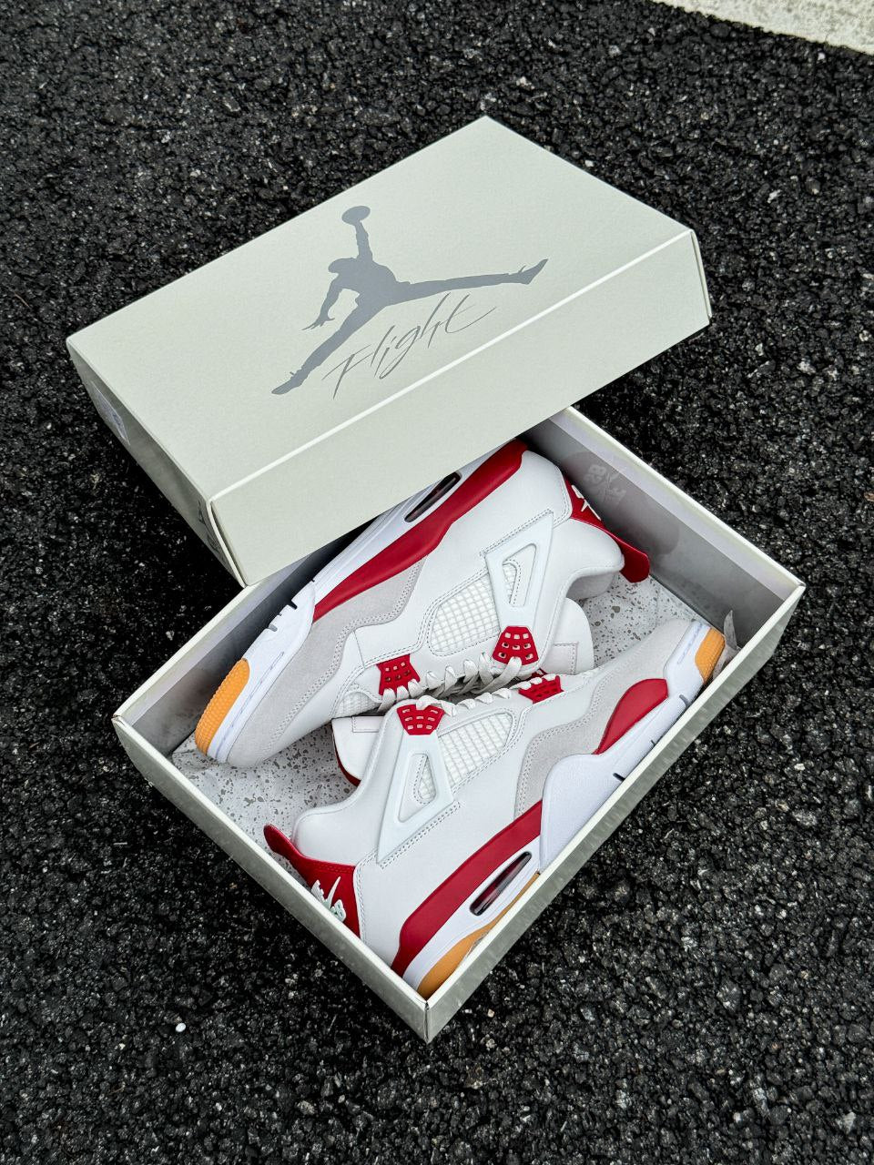 Jordan 4 Retro SB Varsity Red