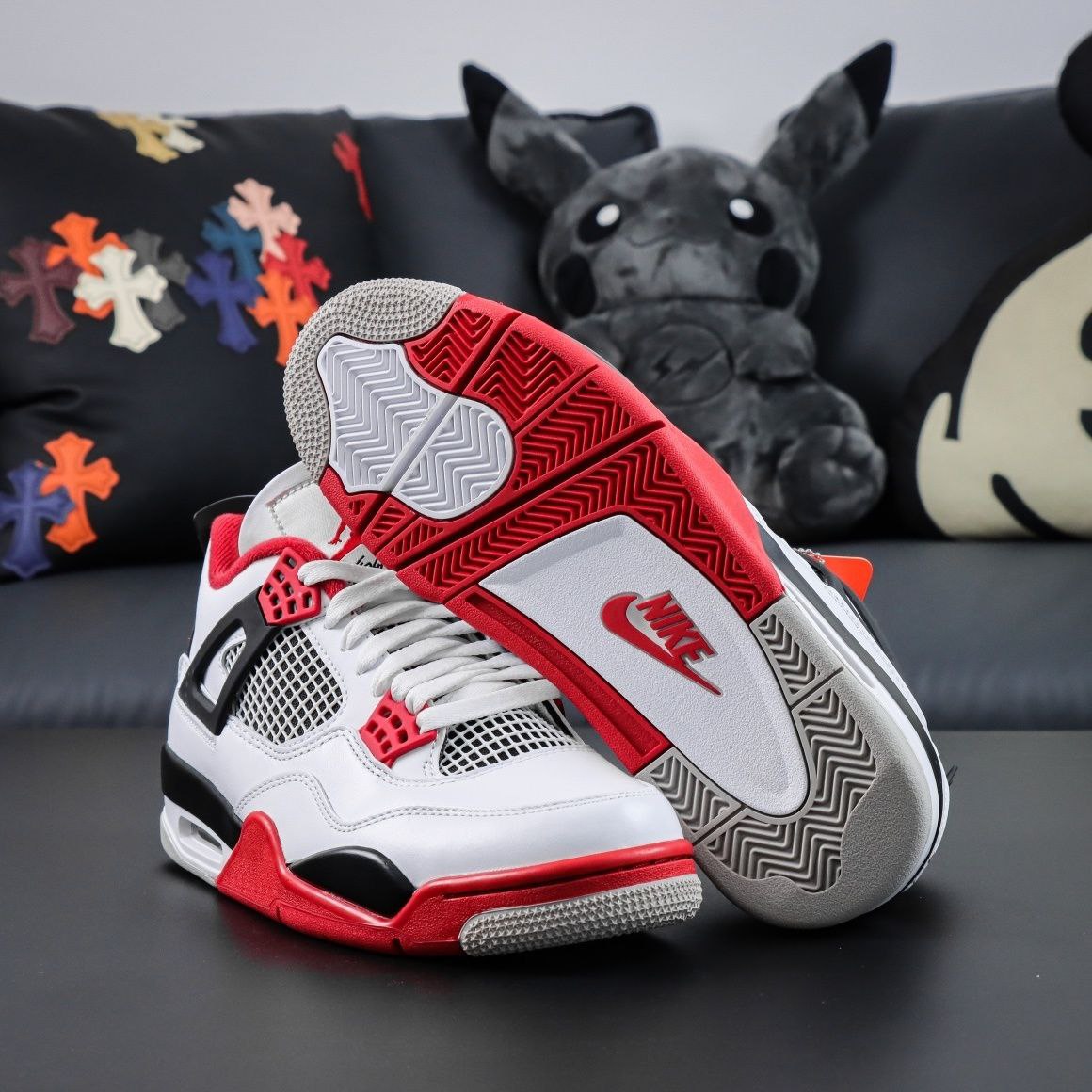 Air Jordan 4 Retro Fire Red