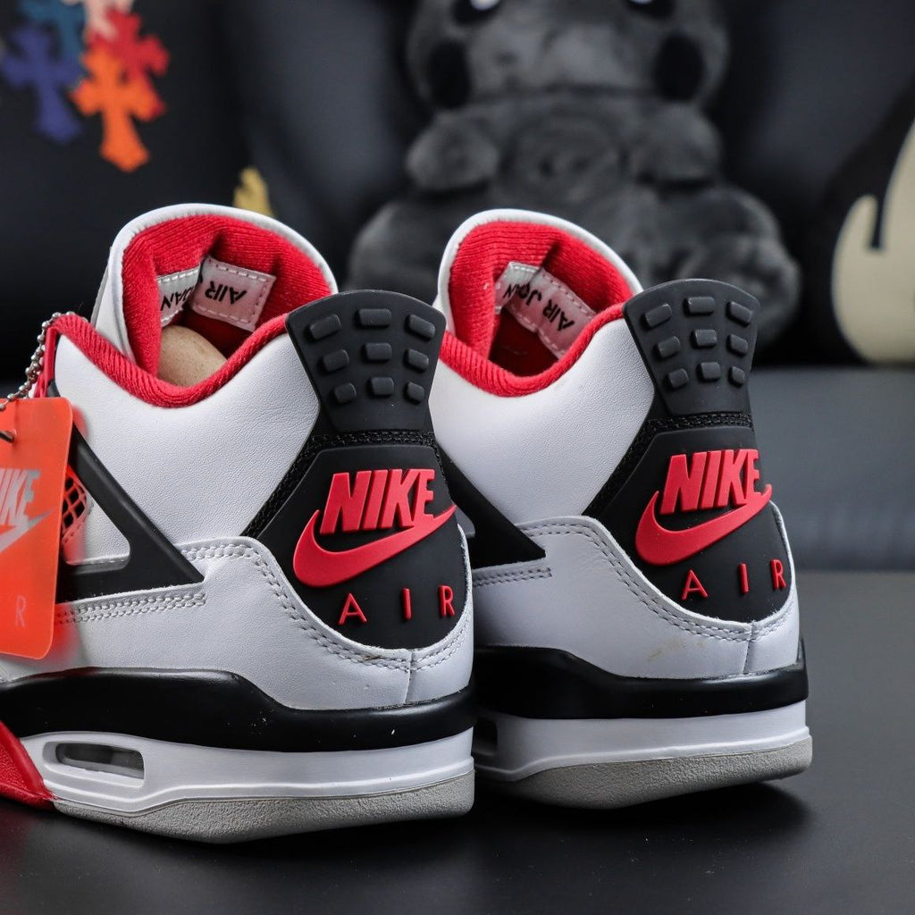 Air Jordan 4 Retro Fire Red