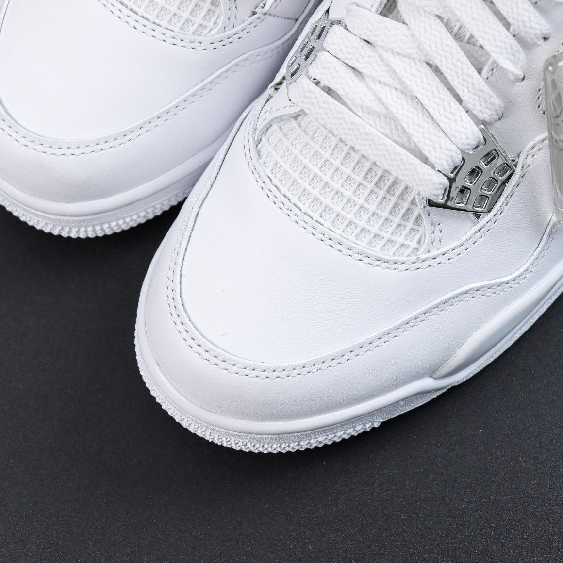 Air Jordan 4 Retro Pure Money