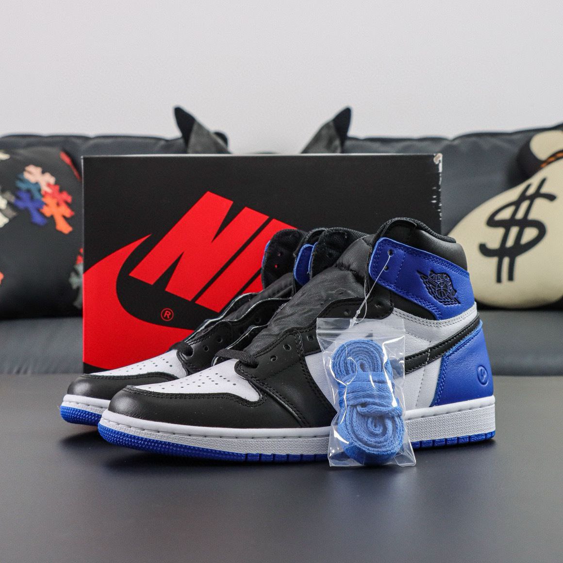 Air Jordan 1 Retro High Fragment