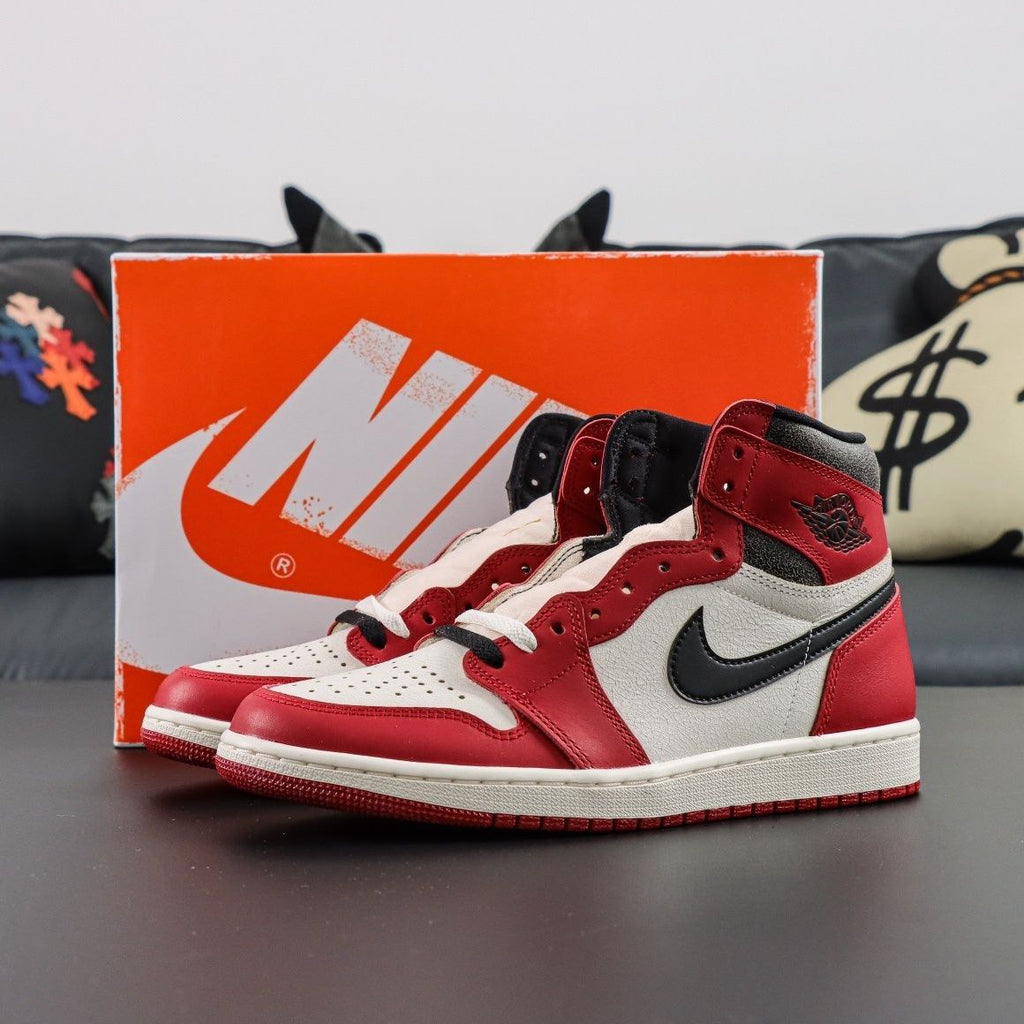Air Jordan 1 Retro High OG Chicago Lost and Found