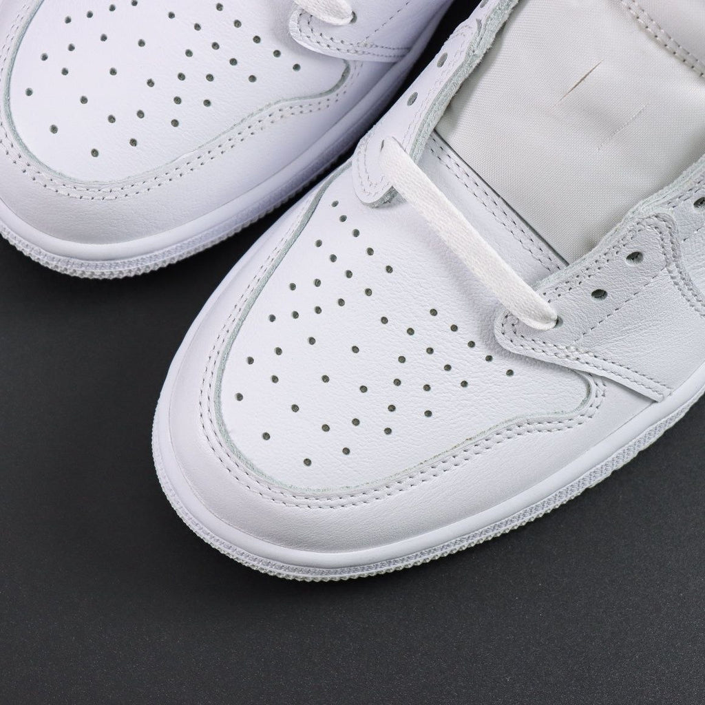 Air Jordan 1 Low OG Neutral Grey