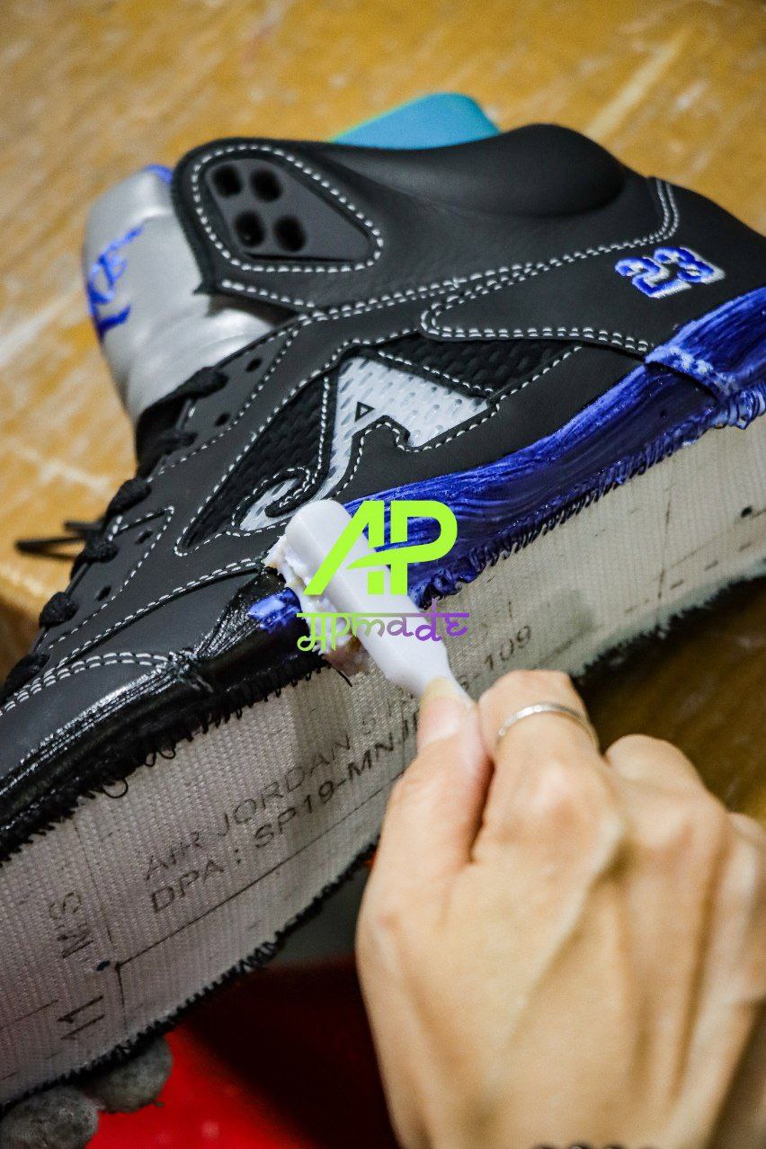 Air Jordan 5 Retro Awake NY Black